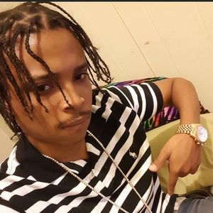 Meet your Posher, Ghost